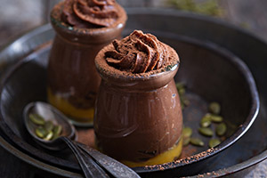 Mousse de chocolate con turrón